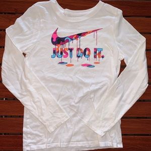 Nike Long Sleeve t-shirt (Child Medium)